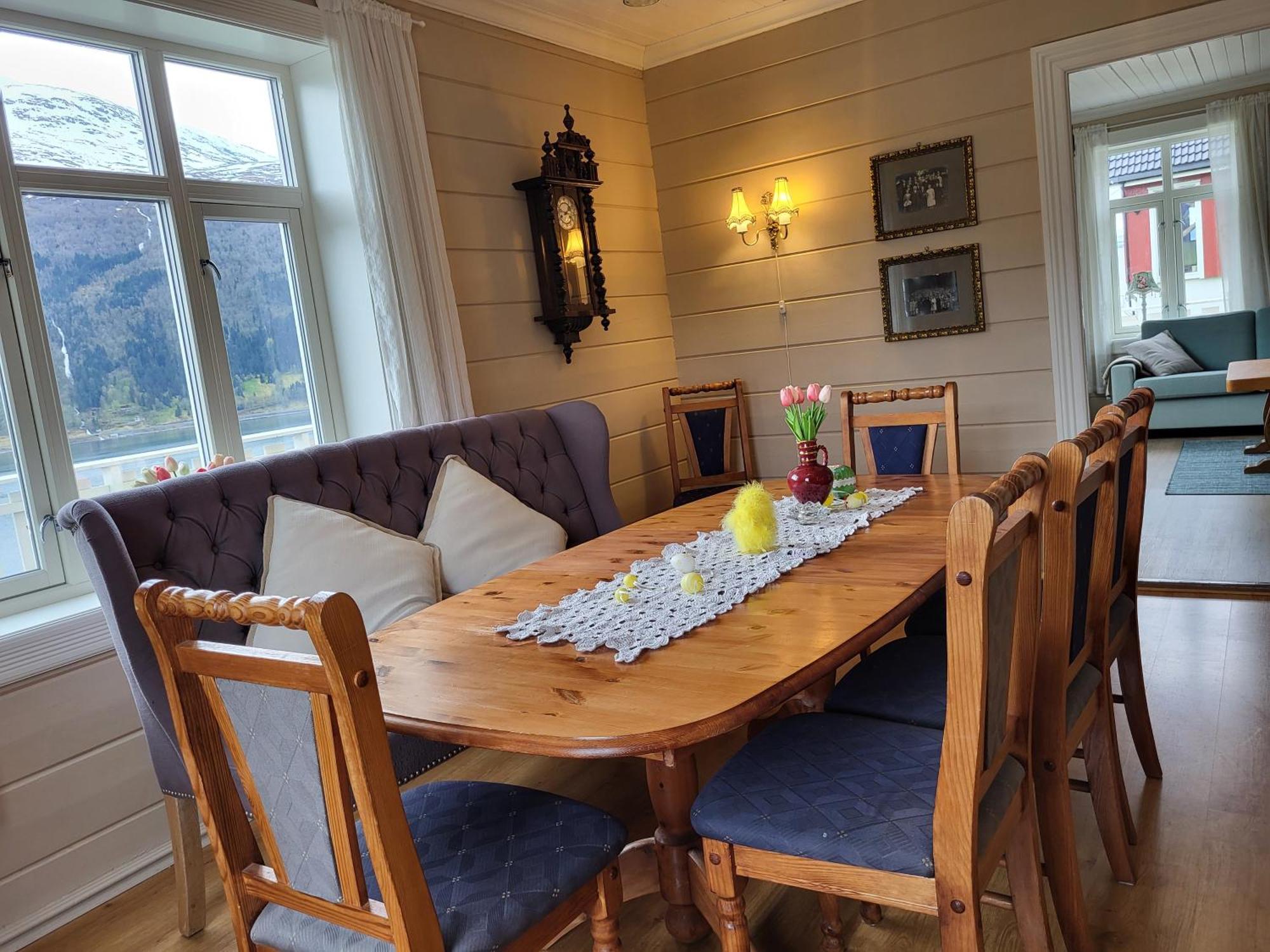Villa Solheim Gard à Stryn Extérieur photo