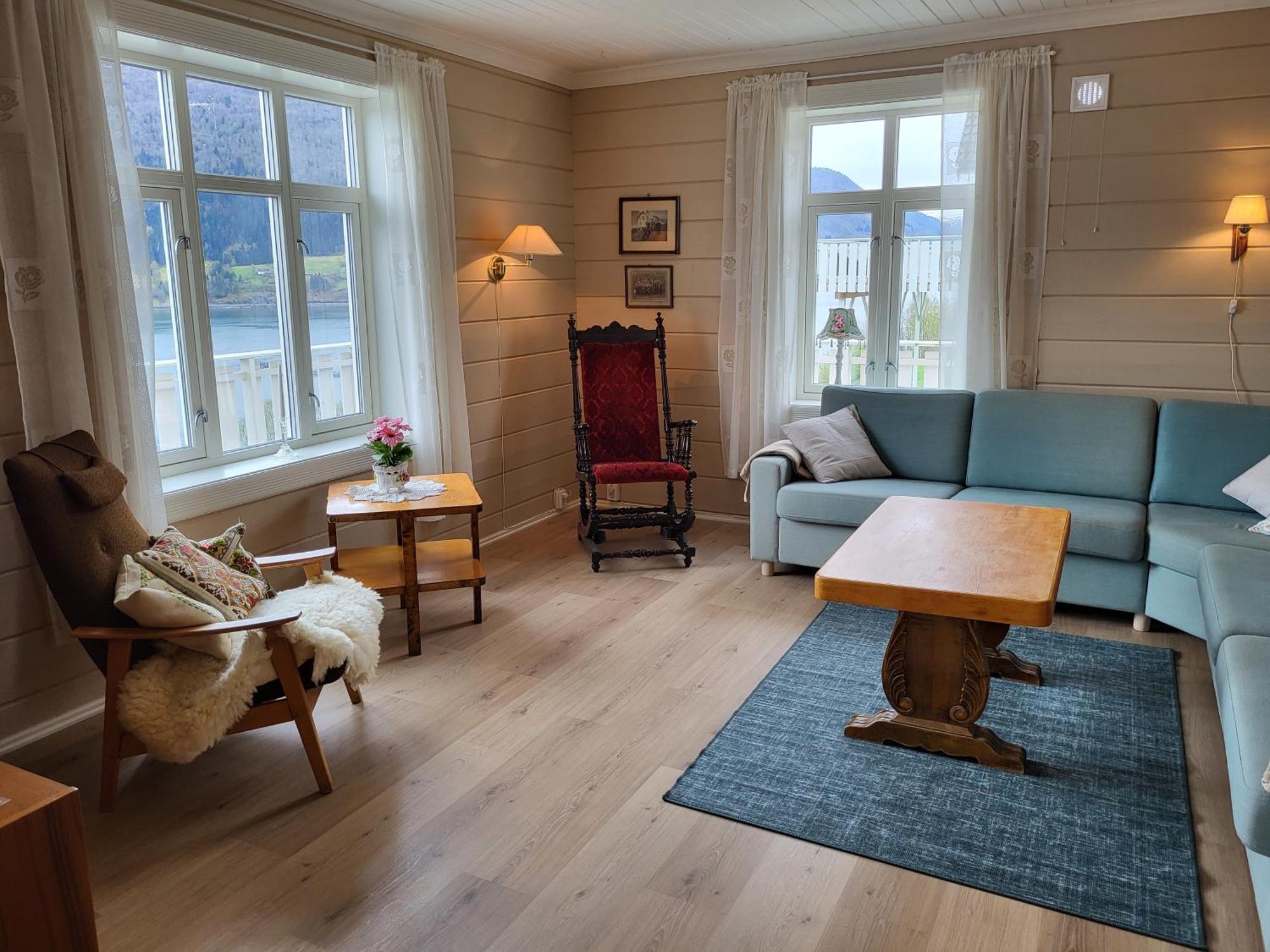 Villa Solheim Gard à Stryn Extérieur photo