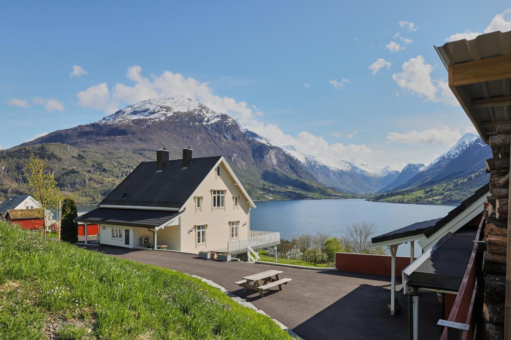 Villa Solheim Gard à Stryn Extérieur photo