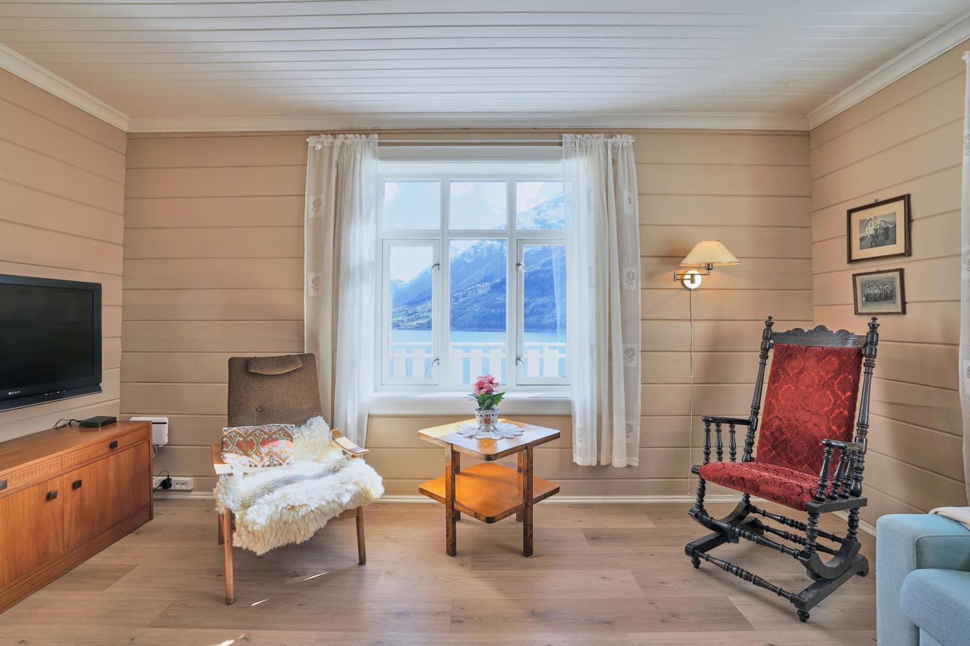 Villa Solheim Gard à Stryn Extérieur photo