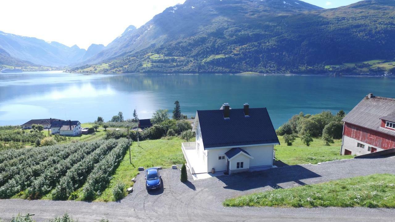 Villa Solheim Gard à Stryn Extérieur photo