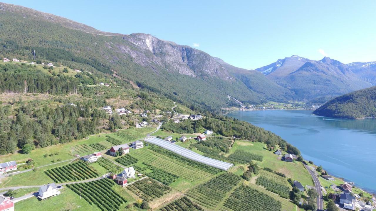 Villa Solheim Gard à Stryn Extérieur photo