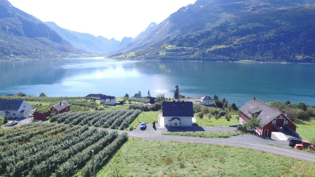 Villa Solheim Gard à Stryn Extérieur photo