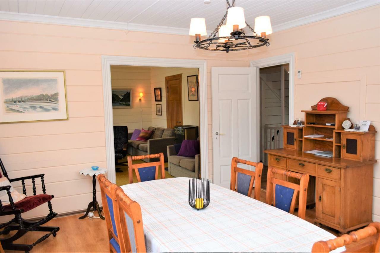 Villa Solheim Gard à Stryn Extérieur photo