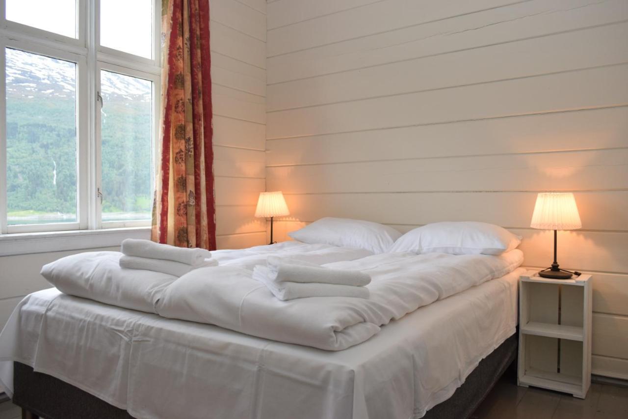Villa Solheim Gard à Stryn Extérieur photo